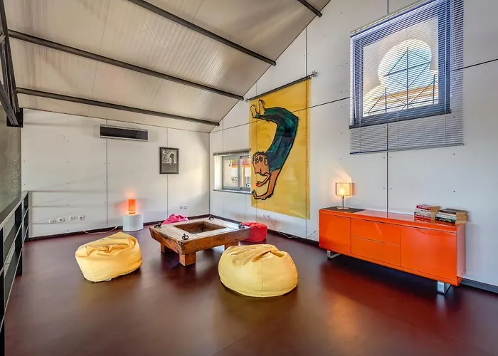 The Loft - A Birdwatchers Paradise